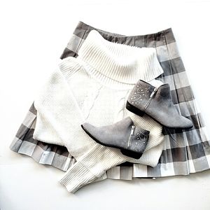 NEW! Liz Claiborne Skirt